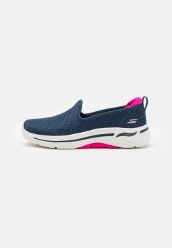 Go Walk Arch Fit Slip On - Vandresko - Navy Textile/Hot Pink Trim