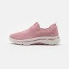 Go Walk Arch Fit Stretch Slip On - Vandresko - Light Pink
